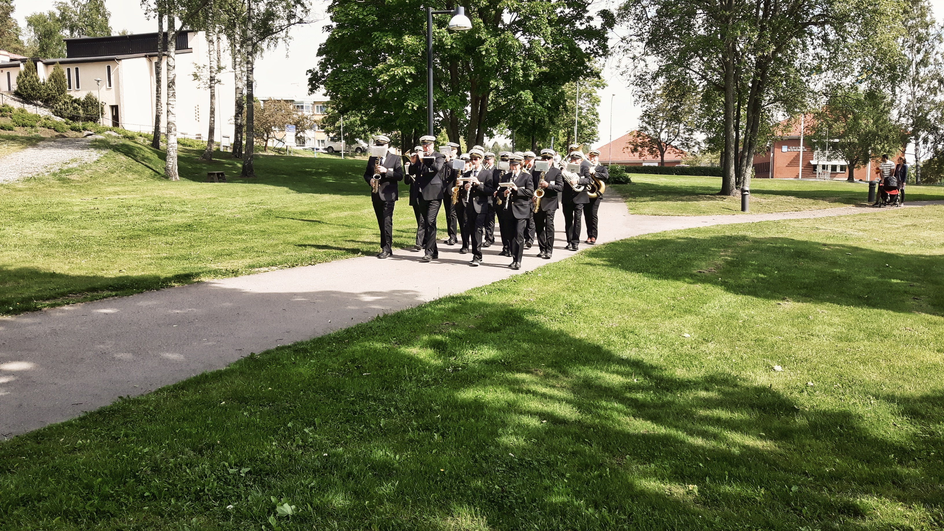 Gruvöns musikkår under inmarsch til Sveaparken.
