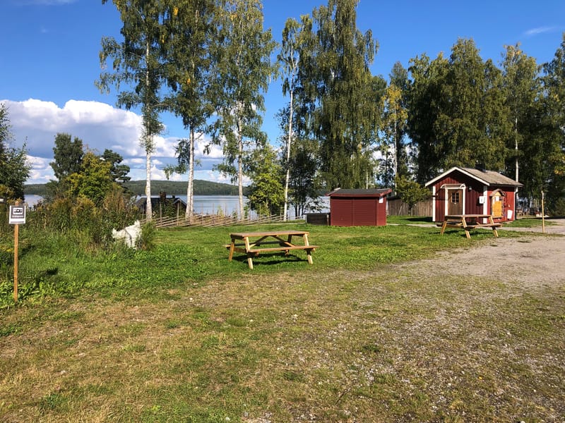 Ställplats för husbilar vid Älgå Hembygdsgård