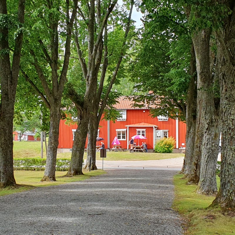 Sommarcafé vid Västra Fågelviks kyrka
