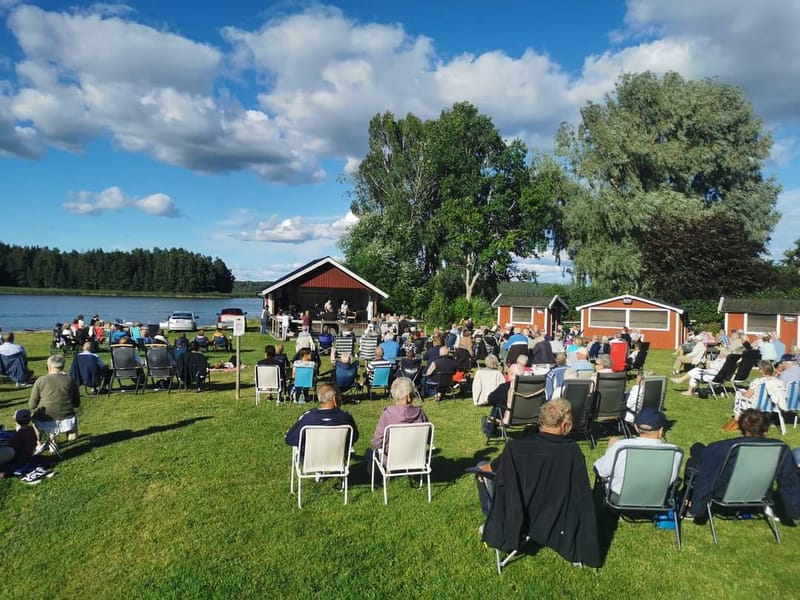 Bild till evenamnget Liljedal Live 2026 - Small Lake Experience