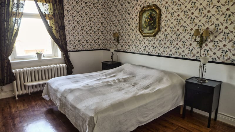 Larstomta vandrarhem