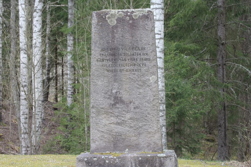 Minnessten i norra By