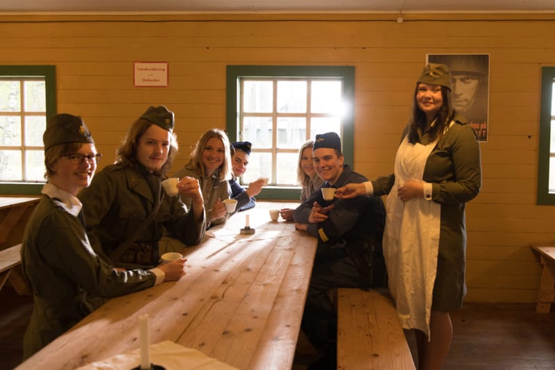 Sommarcafé Krigsflygfält 16